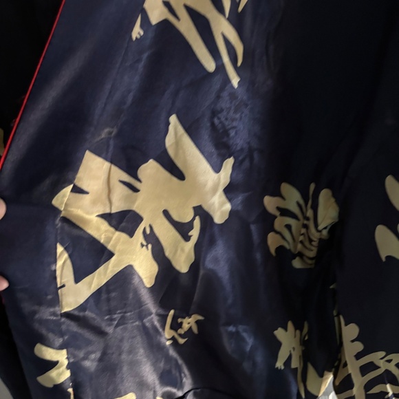 NWT Da Shang Hai Blue/Red/Gold Reversible Belted Collared Pockets Kimono Size M - Picture 3 of 16